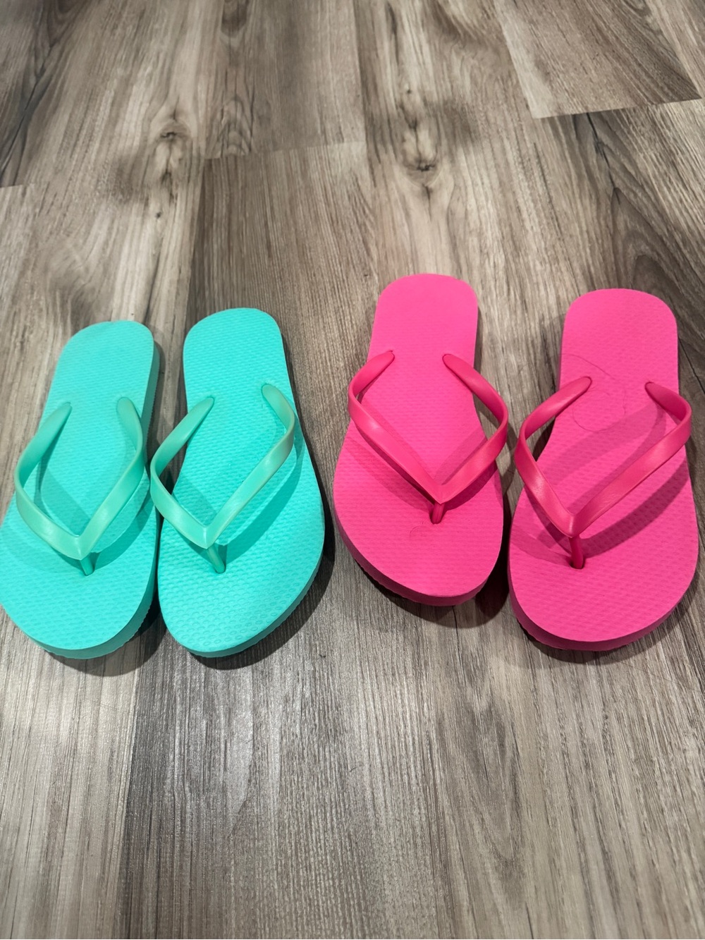 Havaianas Teal and Hot Pink Women's Flip Flops